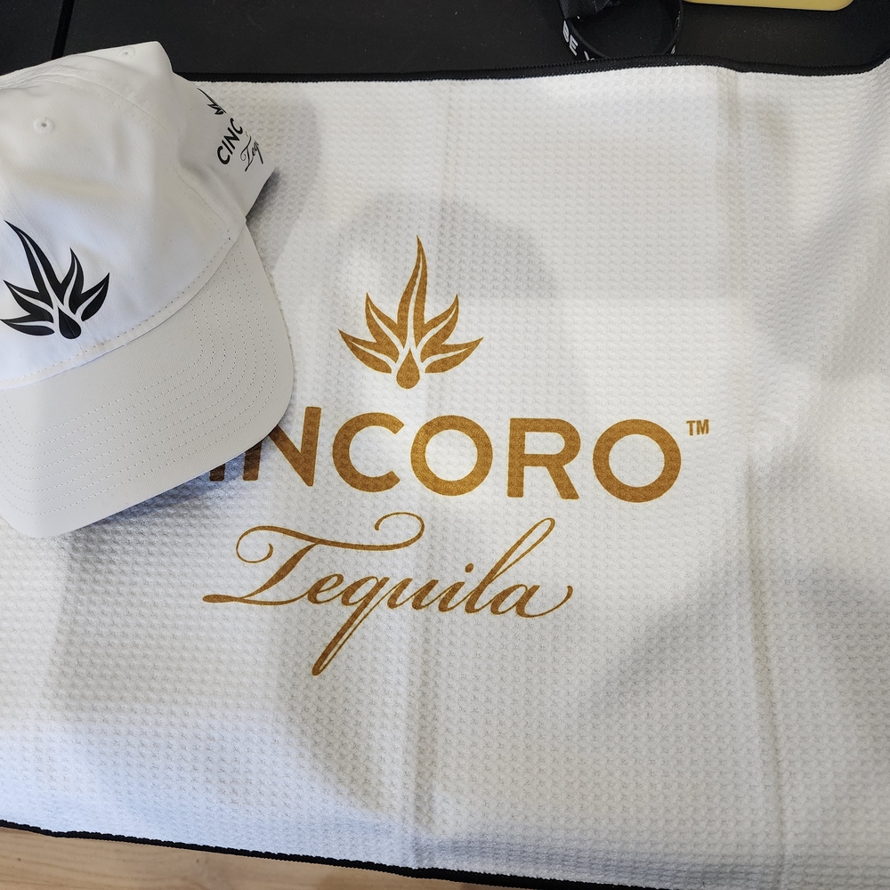 White INCORO Tequila Hat and Towel Set